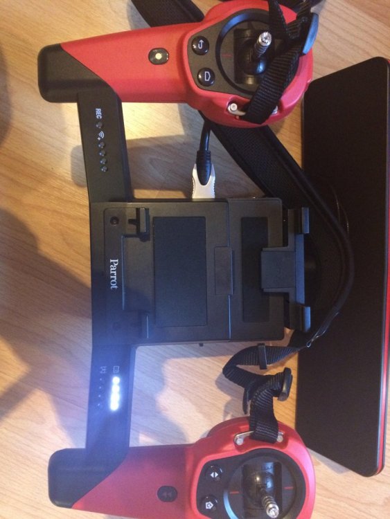 skycontroller2.jpg